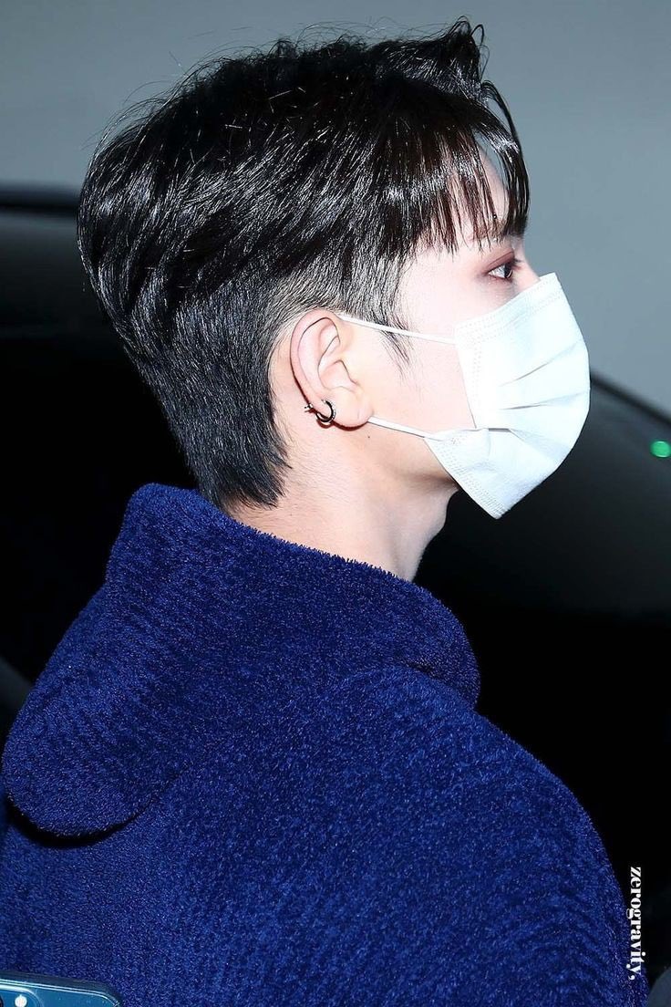 saw some kcarats saying joshua’s attacca hair is back in today’s inkigayo pre-recording 😭 omg we are so back