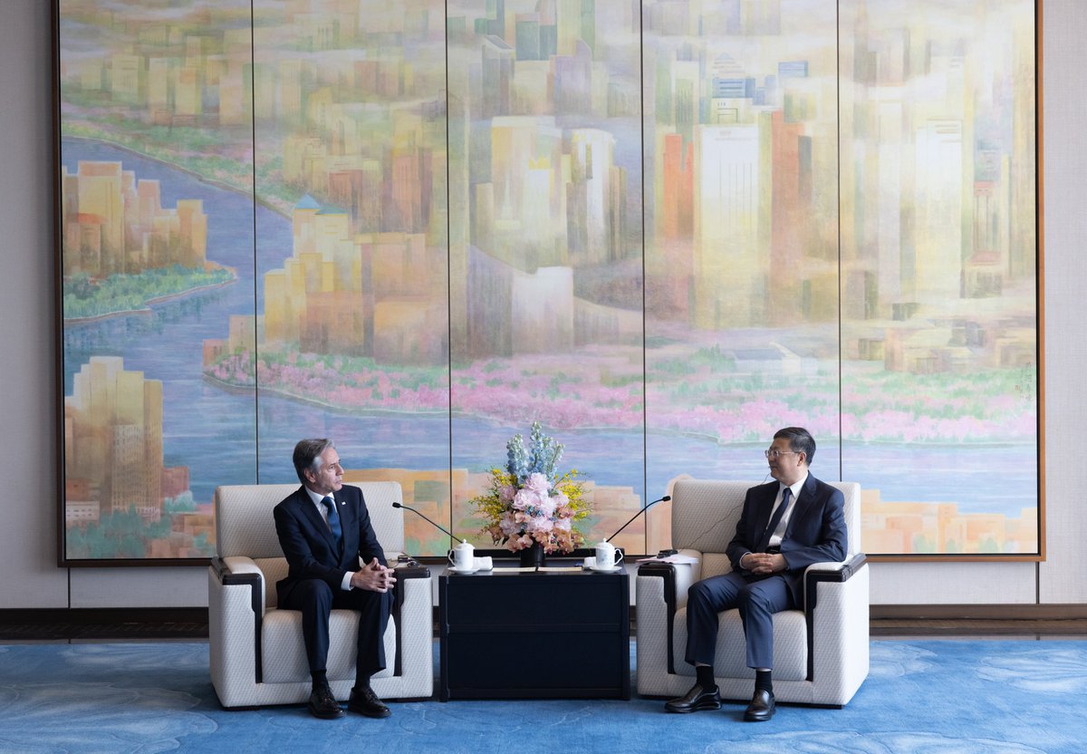 Met with Shanghai Party Secretary Chen Jining to discuss the importance of healthy economic competition and a level playing field for U.S. workers and businesses operating in China.