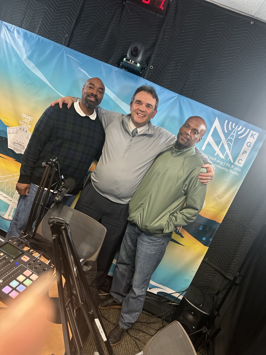 LaneyPodcast's tweet photo. https://t.co/NdEIcrc1SR

Great conversation on my podcast with Laney College counseling faculty Douglas Cobb and Terrance Greene sharing how they support students. https://t.co/RVyAj0j9wm