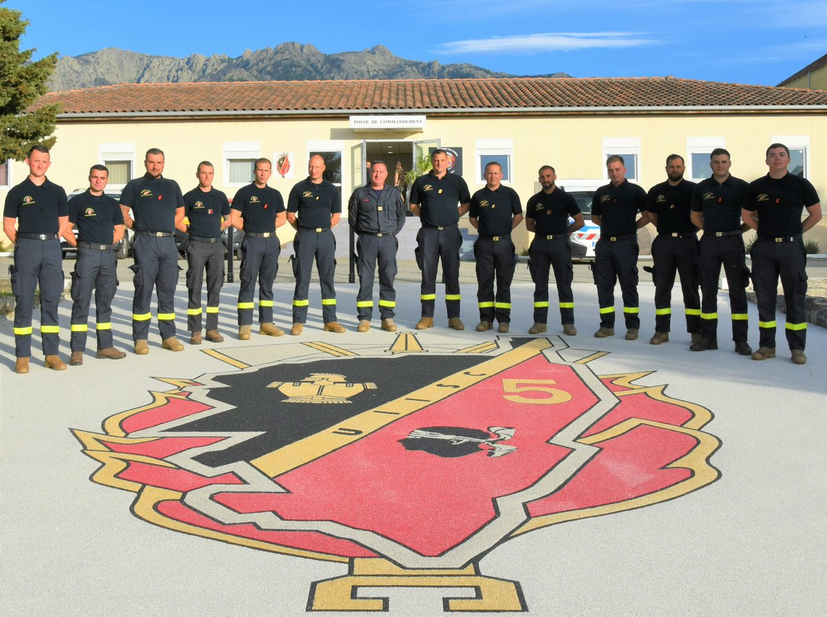 UIISC5CORTE's tweet image. [PEAU NEUVE] Le quartier De Chabrières de l&apos;@UIISC5CORTE a été embelli grâce à l&apos;intervention de la section appui de l&apos;@UIISC7. Le résultat est sans appelle, #FORMISC, un métier #polyvalent. @uiisc1 @SecCivileFrance @emia_tn