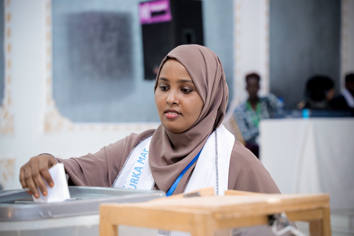 .@UN in #Somalia congratulates @MAP_Puntland on its general assembly at which @CaynsaneM and @MohamedDekAbdal were elected as Chair and Deputy Chair - the #UN looks forward to continuing partnering with the Puntland Media Guild for the development of the local media sector.