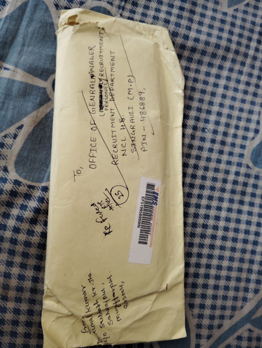 KunalKumar4059's tweet photo. @IndiaPostOffice @AshwiniVaishnaw speed post on 29/03/2024 got it return back on 23/04/2024. Usually it takes only 3-4 days to deliver. Please punish the people involved in this. My job date has gone over due to your fault. At this pace indian speed post will work sir? Action pls https://t.co/rBmiU1Tj1u