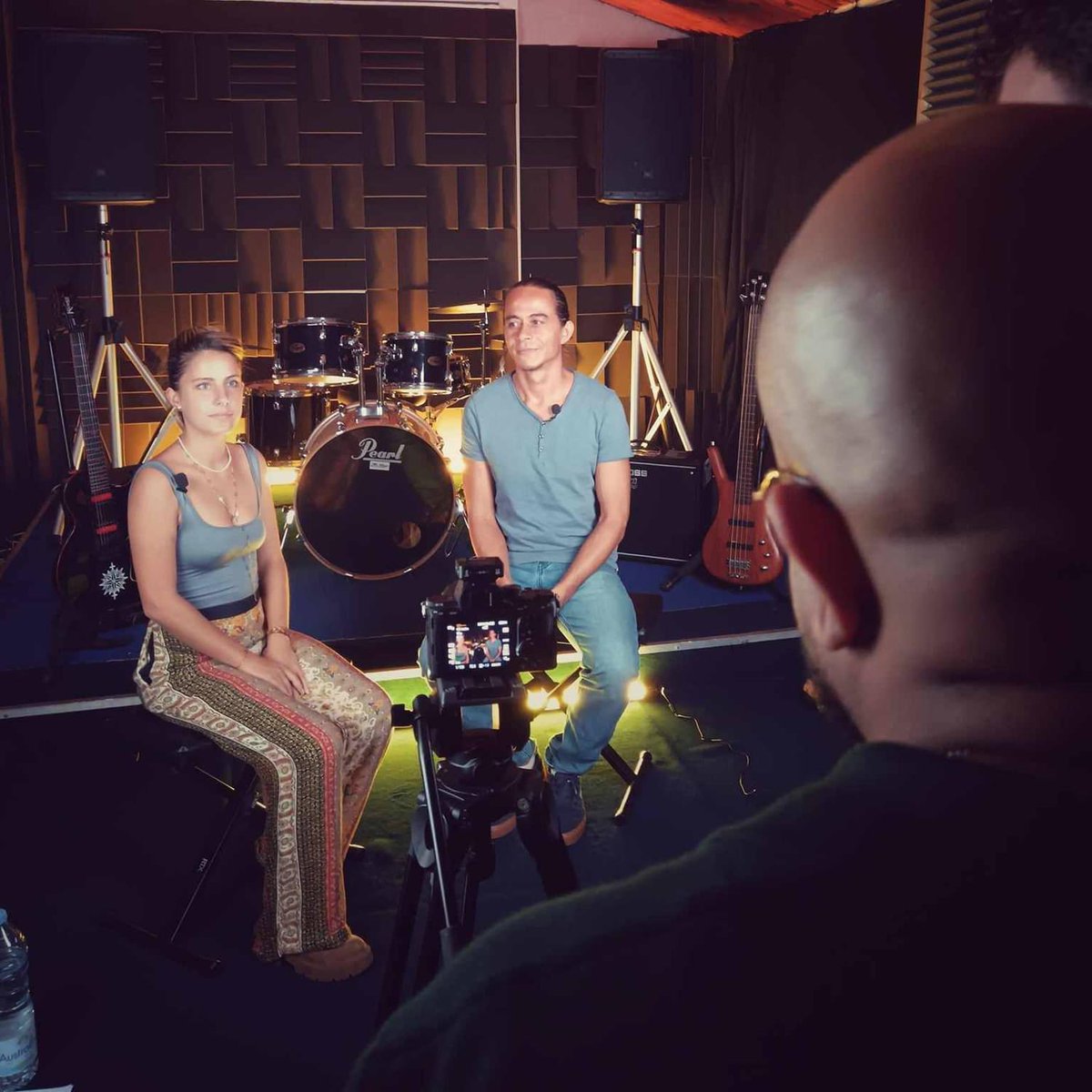 EMAreunion's tweet photo. Deuxième journée de tournage avec "Piment Cabri", la chaine sui Pwak !
Vous retrouverez bientôt les stagiaires, et pas que, de la Formation Professionnelle AMMA en action !
Un grand merci à l'équipe Empreinte Digitale.
Dispositif FroPro soutenu par la Région Réunion https://t.co/9hgihp2Sth