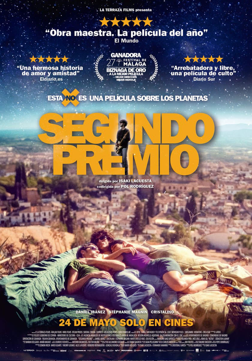 CARTEL! #SegundoPremio, la película de #IsakiLacuesta rodada en #Granada. 🎬💚 #Granadaescenariodecine 𝑬𝒔𝒕𝒂 (𝒏𝒐) 𝒆𝒔 𝒖𝒏𝒂 𝒑𝒆𝒍𝒊́𝒄𝒖𝒍𝒂 𝒔𝒐𝒃𝒓𝒆 𝑳𝒐𝒔 𝑷𝒍𝒂𝒏𝒆𝒕𝒂𝒔. 👉 24 de mayo en cines