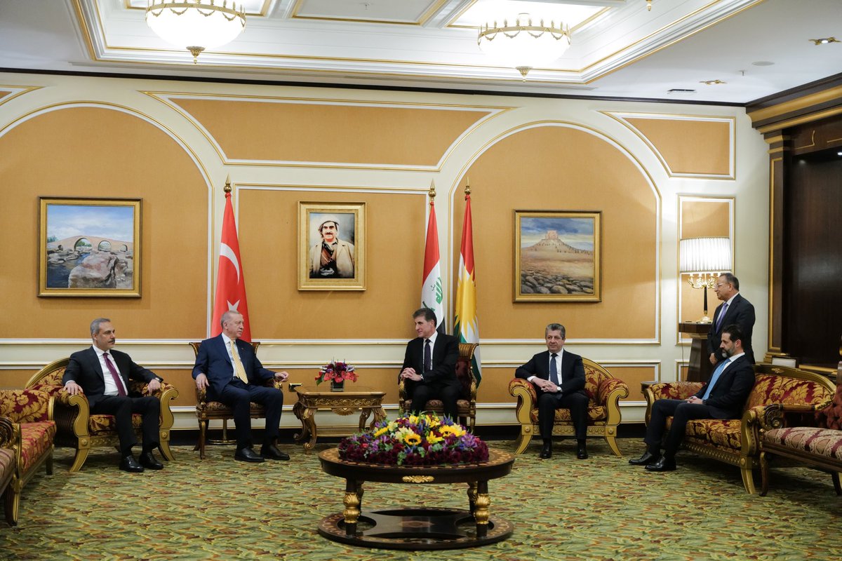 In Erbil, @IKRPresident Nechirvan Barzani headed the meeting of Kurdistan Region’s ministers with Türkiye’s ministerial delegation led by President @RTErdogan. Economic and security cooperation were high on the agenda.