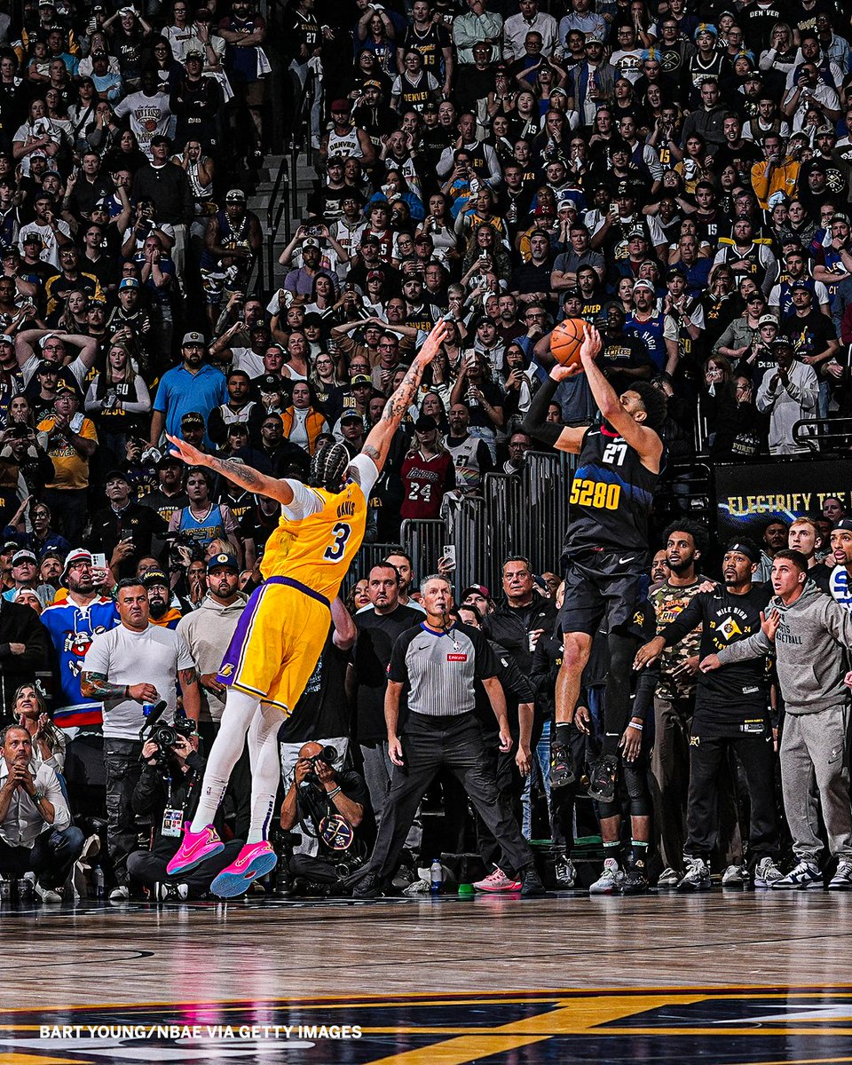 THIS PIC IS COLD 🥶 (📸: Bart Young/NBAE Via Getty Images)