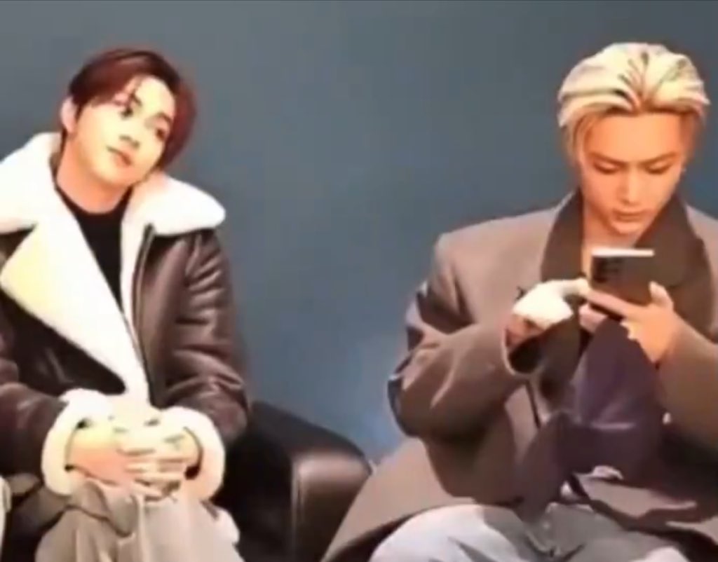 젱양 ㄹㅇ 카페 옆테이블 커플미 있으시다
존나 흥미진진해서 먼 얘기 하는지 훔쳐듣고싶음