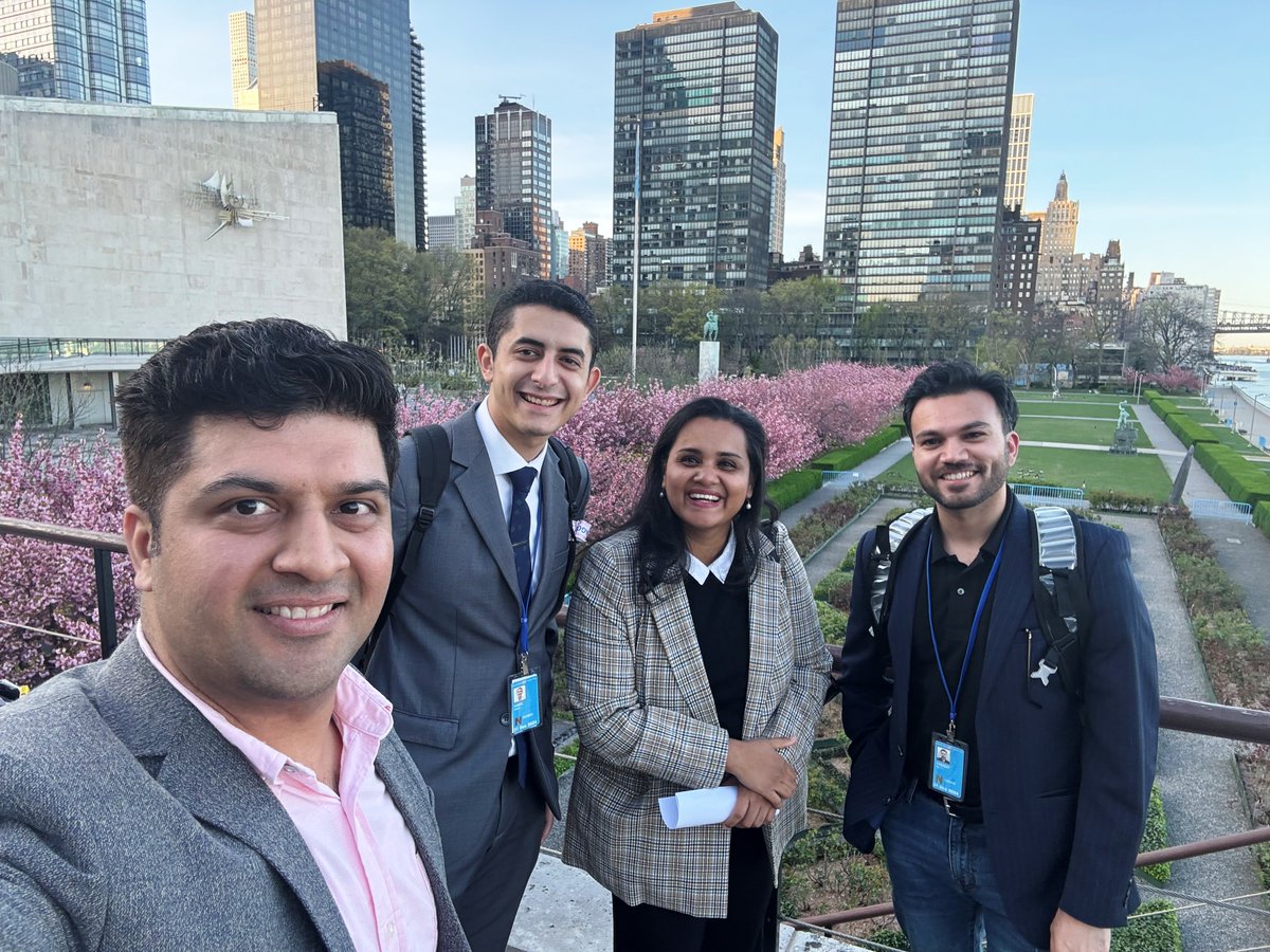 What an incredible experience at the #ECOSOCYouthForum 2024 at the @UN #Headquarters!
Reconnecting with old friends like @jayathmadw made it even more special. 
#Youth2030 #YouthEmpowerment #YouthLead