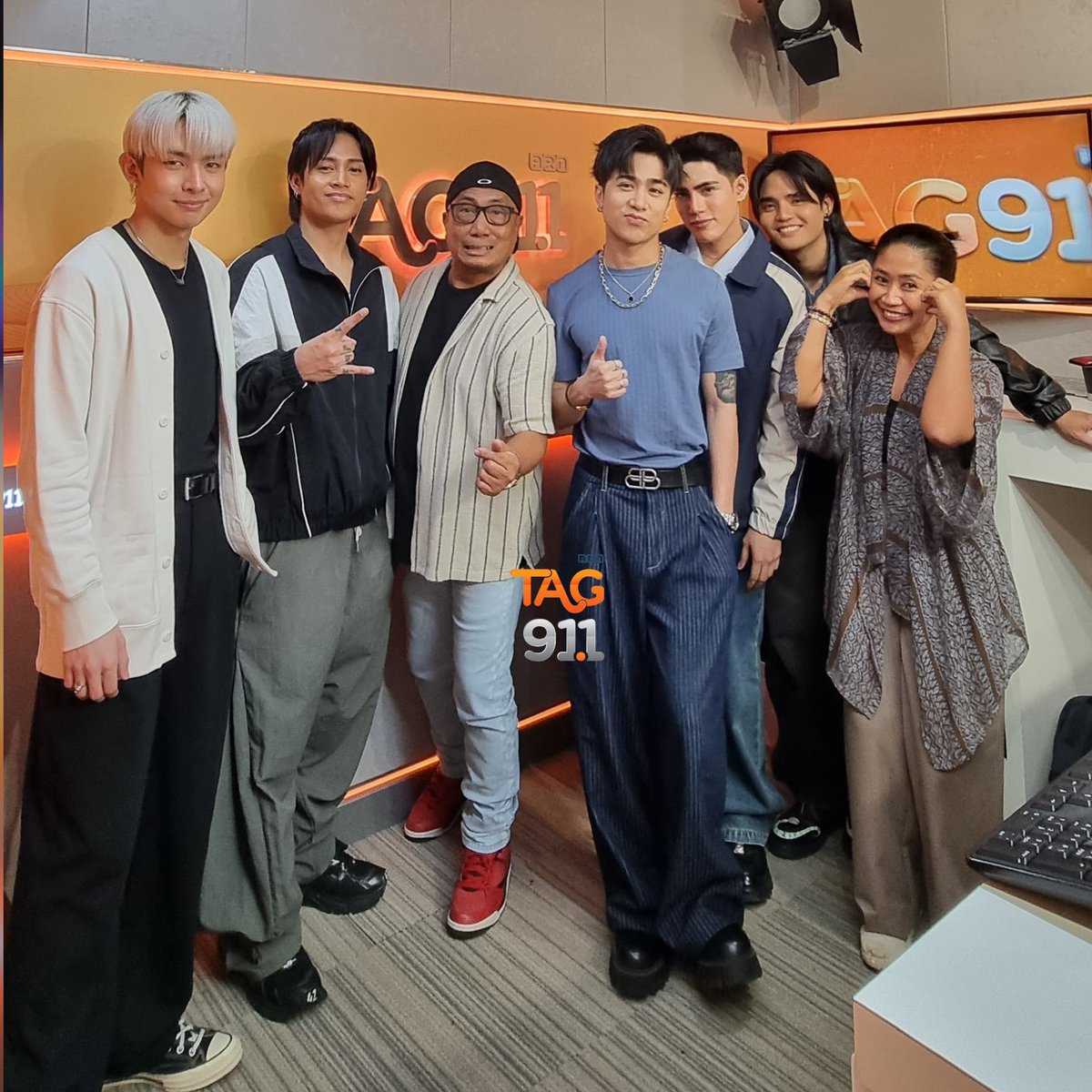 ⚠️LOOK: THE KINGS OF P-POP HAVE ARRIVED!⚠️ Catch @SB19Official members in an EXCLUSIVE STUDIO INTERVIEW this morning on #TagGisingNa! Full video will be uploaded on Tag 91.1 social media pages within the day. Stay tuned! #SB19PAGTATAGsaTAG Listen live: tag911.ae