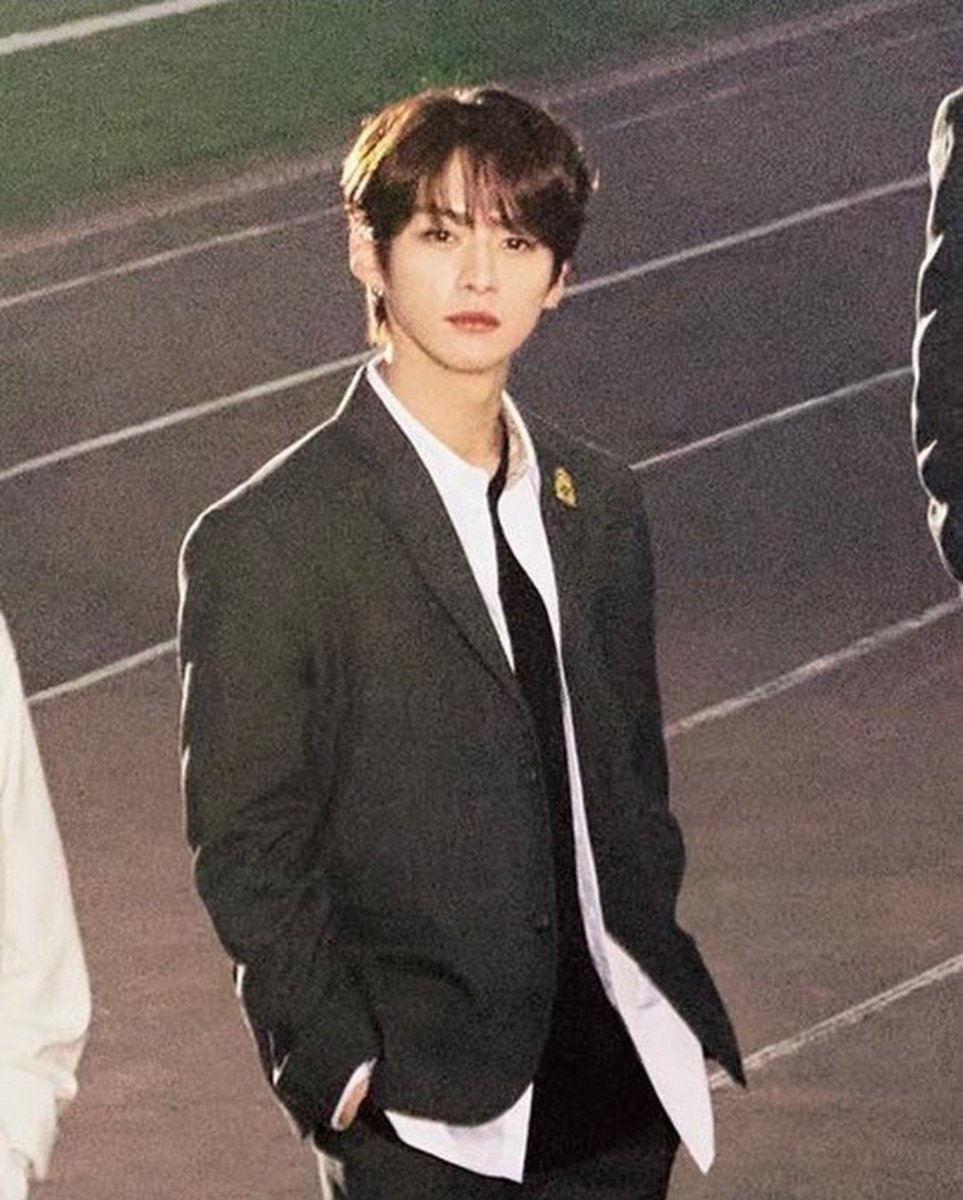 waysm_'s tweet photo. 계정주 선정 가슴 뛰는 리노 레전드 사진 타래 .·˖*·⑅♡
↓ https://t.co/uAMg5tvMoA