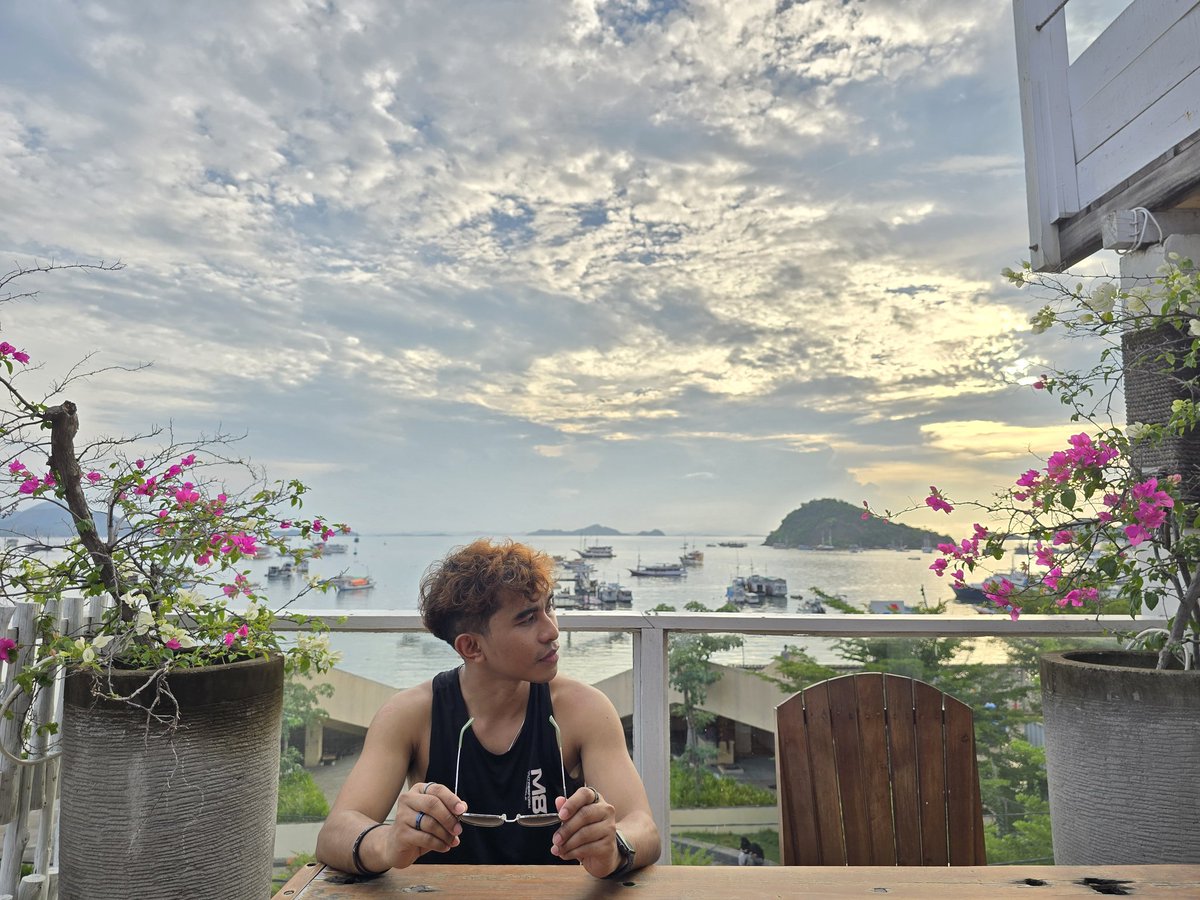 HertoAbul's tweet photo. Me time is all about self empowerment https://t.co/1LLFE3MOEH
