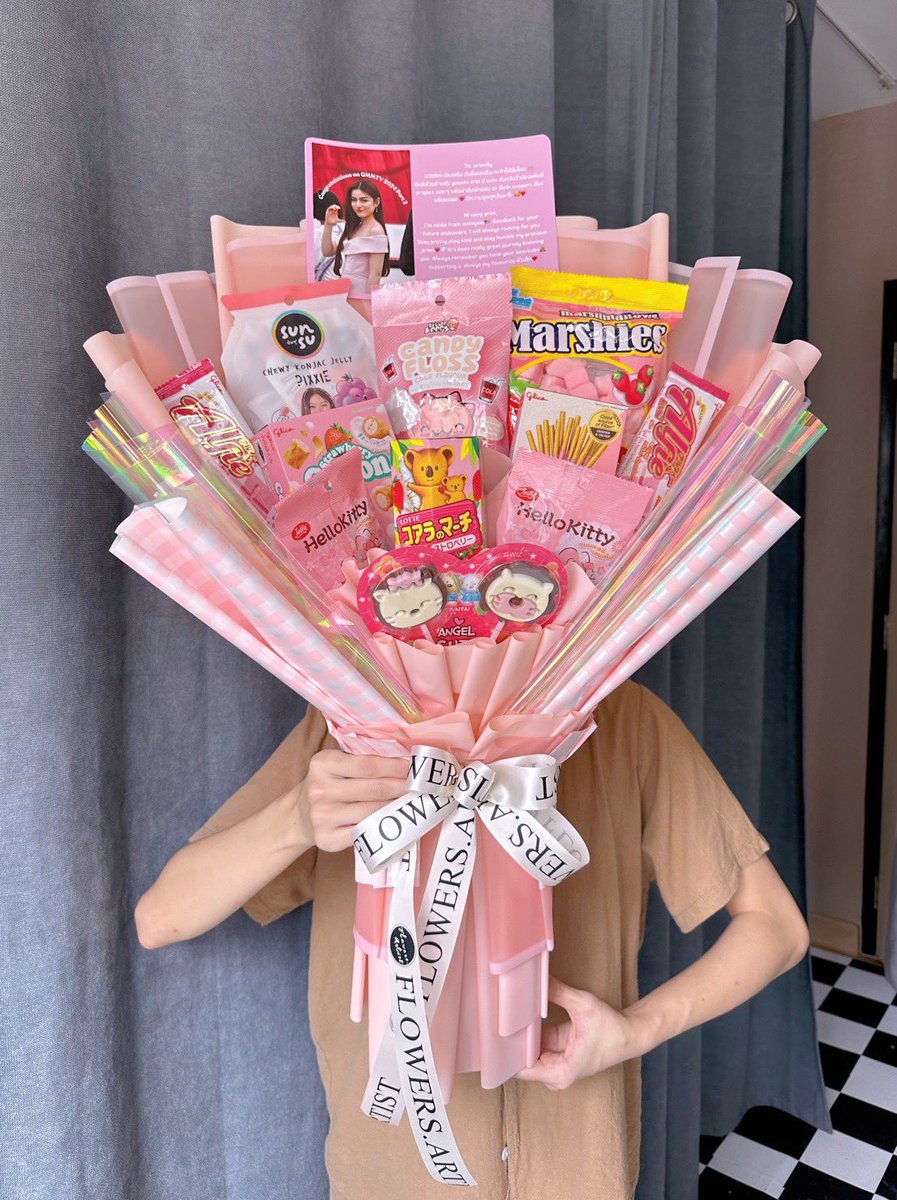 the shop has sent over the snack bouquet for n’prim 😭🥰🥰 i hope she likes it ❤️ see you later na ja˚˖𓍢ִ໋🌷͙֒✧˚.🎀༘
( contributions from: <a href="/xiwear_18/">wix シ</a> <a href="/moji270122/">moji</a> 💖 ) 

Prim x GMMTV20204PART2 
#primiily #ลูกหมีของพรีม 
#GMMTV2024PART2