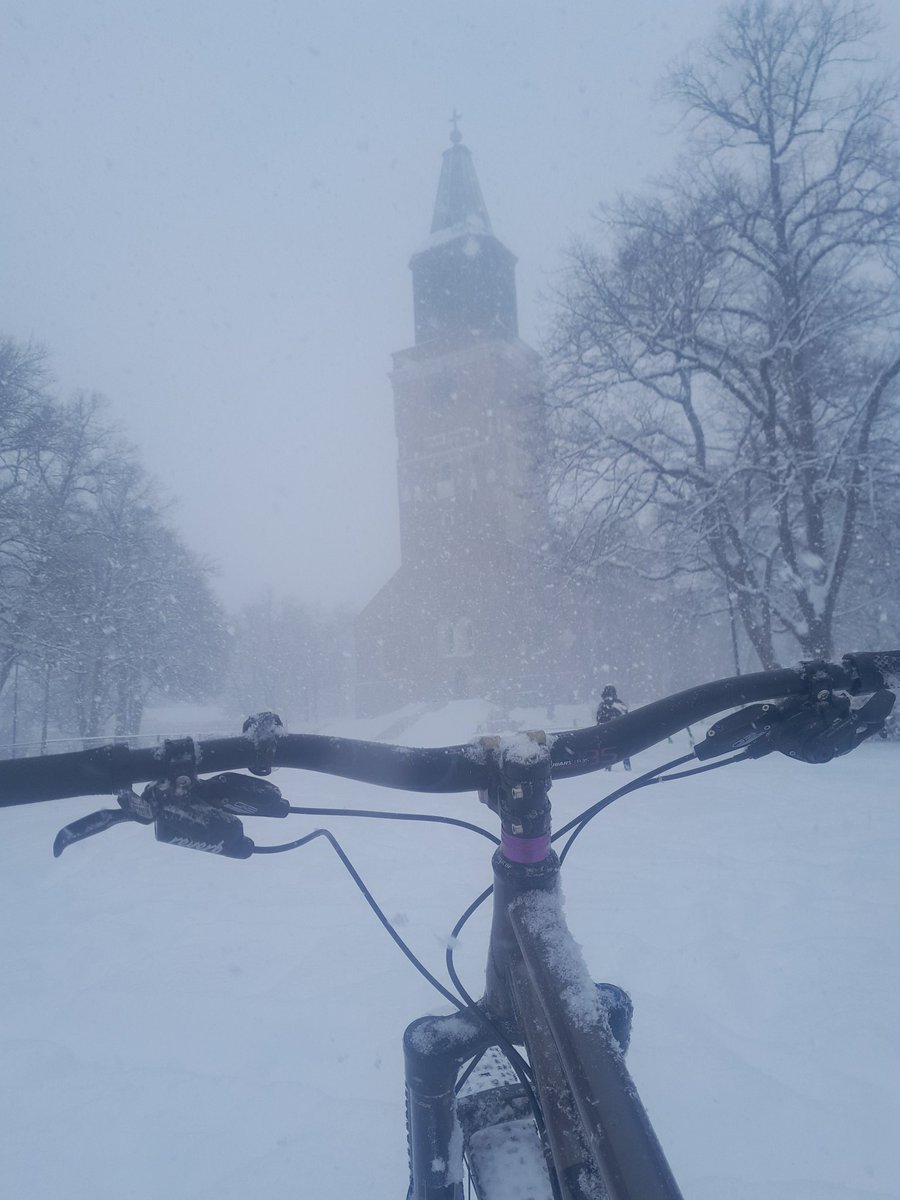 What is the difference between winter and spring cycling in Finland?

There is bit more snow in the spring #wintercycling #turku