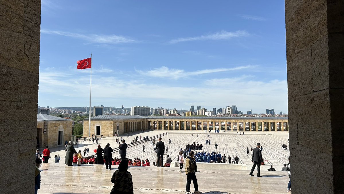 23 Nisan 1920'de, Hacıbayram Camisi'nde cuma namazı kılınıp, kurbanlar kesildikten sonra ilk TBMM, İttihat ve Terakki Kulübü olarak yapılan binada açıldı.
