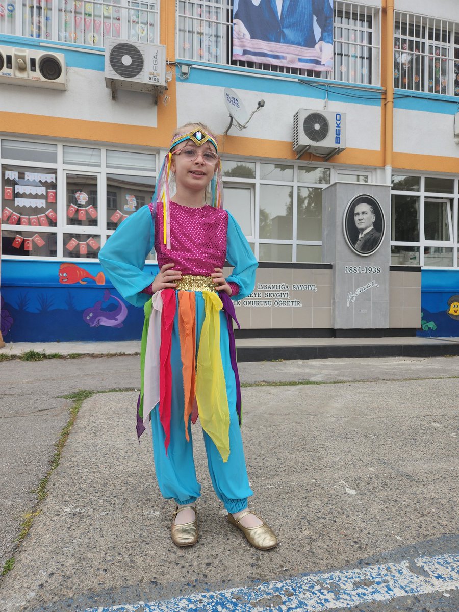 23 Nisan Ulusal Egemenlik ve Çocuk Bayramı'mız kutlu olsun 🥳