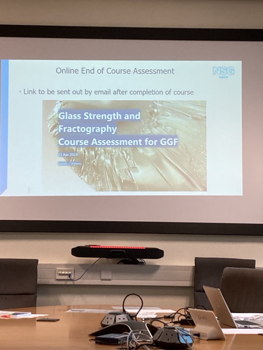 philbrown2102's tweet photo. Today we welcome ⁦@GGF_News⁩ and #RISA to Lathom for the ⁦@pilkingtonglass⁩ Glass Strength and Fractography course.  Little do they know there is an end of course assessment!  #glass #training https://t.co/E0kVBA8vtw