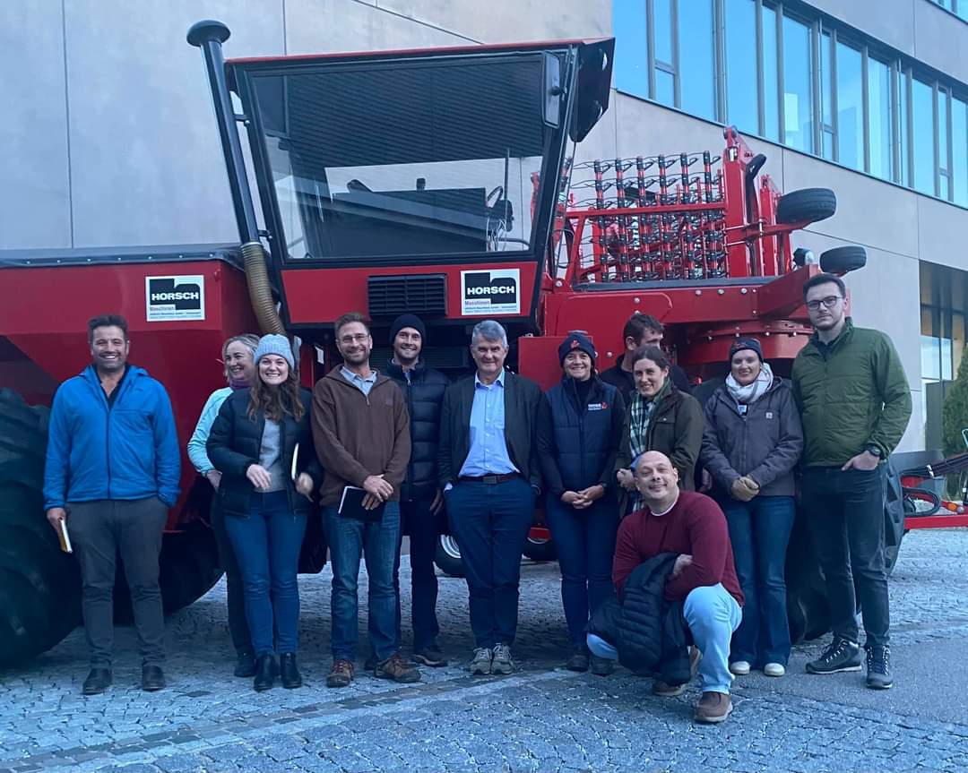 Mt_Briscoe's tweet photo. GFP2 at Horsch with CEO Michael Horsch in centre. 

Nuffield scholars representing 6 countries and 4 continents! 

#nuffieldgermany #nuffieldinternational #nuffieldireland #nuffield #GFP22024
#Farming https://t.co/OcjbHpHpkT