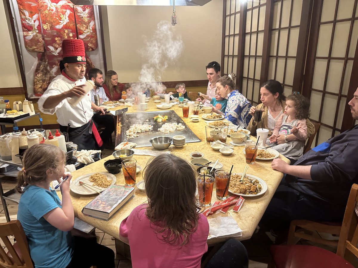 LisaTracyMD's tweet image. 🏆 Victory dinner for our chiefs for winning the ⁦@DukeSurgRes⁩ Video Challenge!  And is the famous ⁦@KN__Shah⁩ hiding behind one of those flames?  ⁦@DukeSurgery⁩ ⁦@SEAL_duke⁩ ⁦@JMigaly⁩ ⁦@DukeHernia⁩ ⁦@PhilipAFong⁩