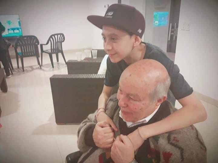 mnav05's tweet photo. Por todas las veces que miro al cielo pidiéndote que me ayudes a estar bien, te fuiste tan temprano. Por qué te recuerdo cada vez que me pongo esta camiseta. Espero que aunque sea te haya dado una alegría, te amo y te extraño ©️🥺 https://t.co/2mD7F8rgBd