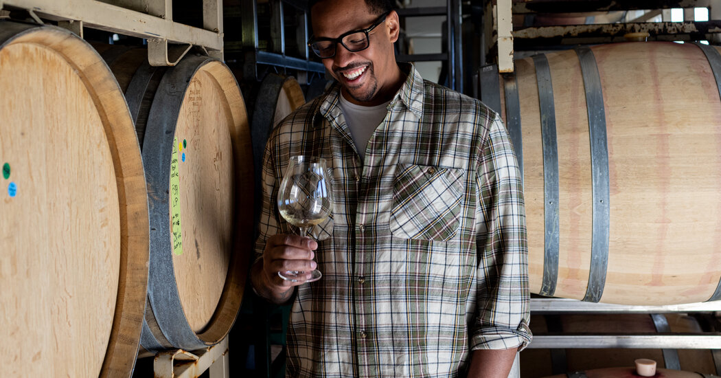 How Channing Frye Is Diversifying Wine One Sip at a Time dlvr.it/T5syW8
