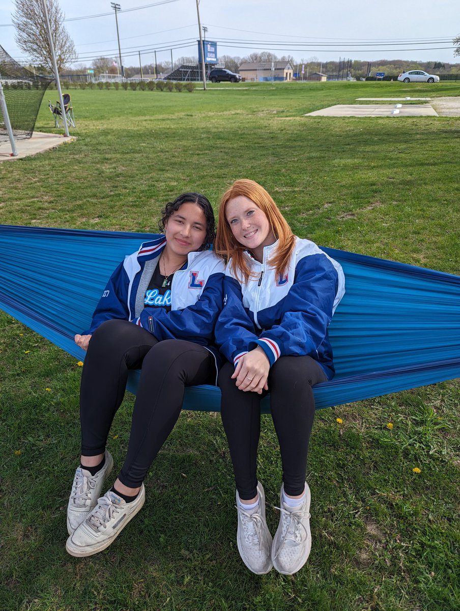 poeshakespeare's tweet photo. Congrats to the Lakes Throwers. 10 PRs tonight! Highlight: Allison with a monster throw of 111' 4 1/4 in discus. PRs for Anthony, Lily, Emily, Ava, Allison, Jose, Trey, Z, Olivia, and Michelle. A great day with an amazing group of people. #throwbig #throwers #discus https://t.co/uXiEvFehhR