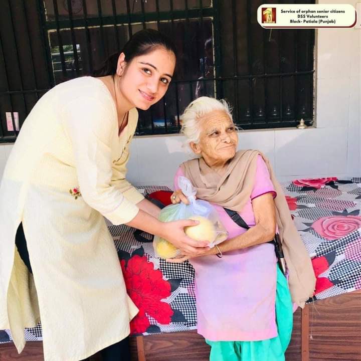 Respecting the elderly is the identity of our culture. Following the inspiration of Saint MSG Insan, the followers of Dera Sacha Sauda go to old age homes and take care of the elderly and try to remove their loneliness. #ElderlyCare