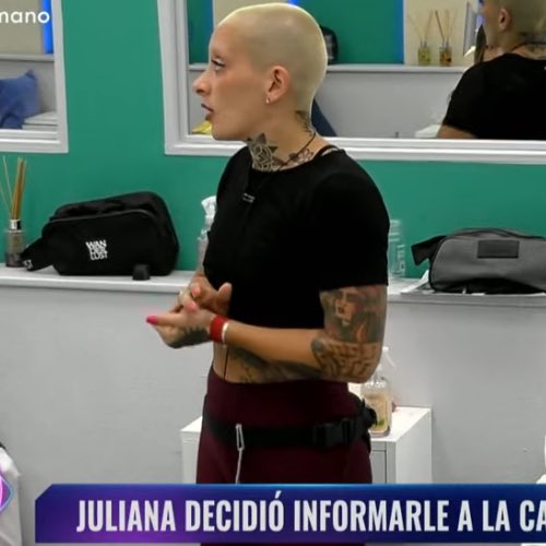 👁️ FURIA HABLÓ SOBRE SU SALUD: 

“Tengo leucemia, en nivel uno. No tengo que tratarlo, todos los meses me tengo que sacar sangre. Puede ser que a los 40 años me pegue nivel tres y cagamos. No puedo entrenar lo que entrenaba antes, vida sana. Este juego no hizo nada para que yo