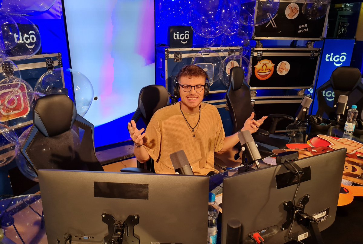 Telefuturo's tweet photo. Ya iniciamos el Stream del #Baila2024 con #LeoRivas 🤩💥

📲 Súmate a la transmisión en vivo en todas nuestras plataformas ‼️ 

Tik Tok, Twitch, Facebook, YouTube e Instagram  🤳 https://t.co/GTSyED1uCi