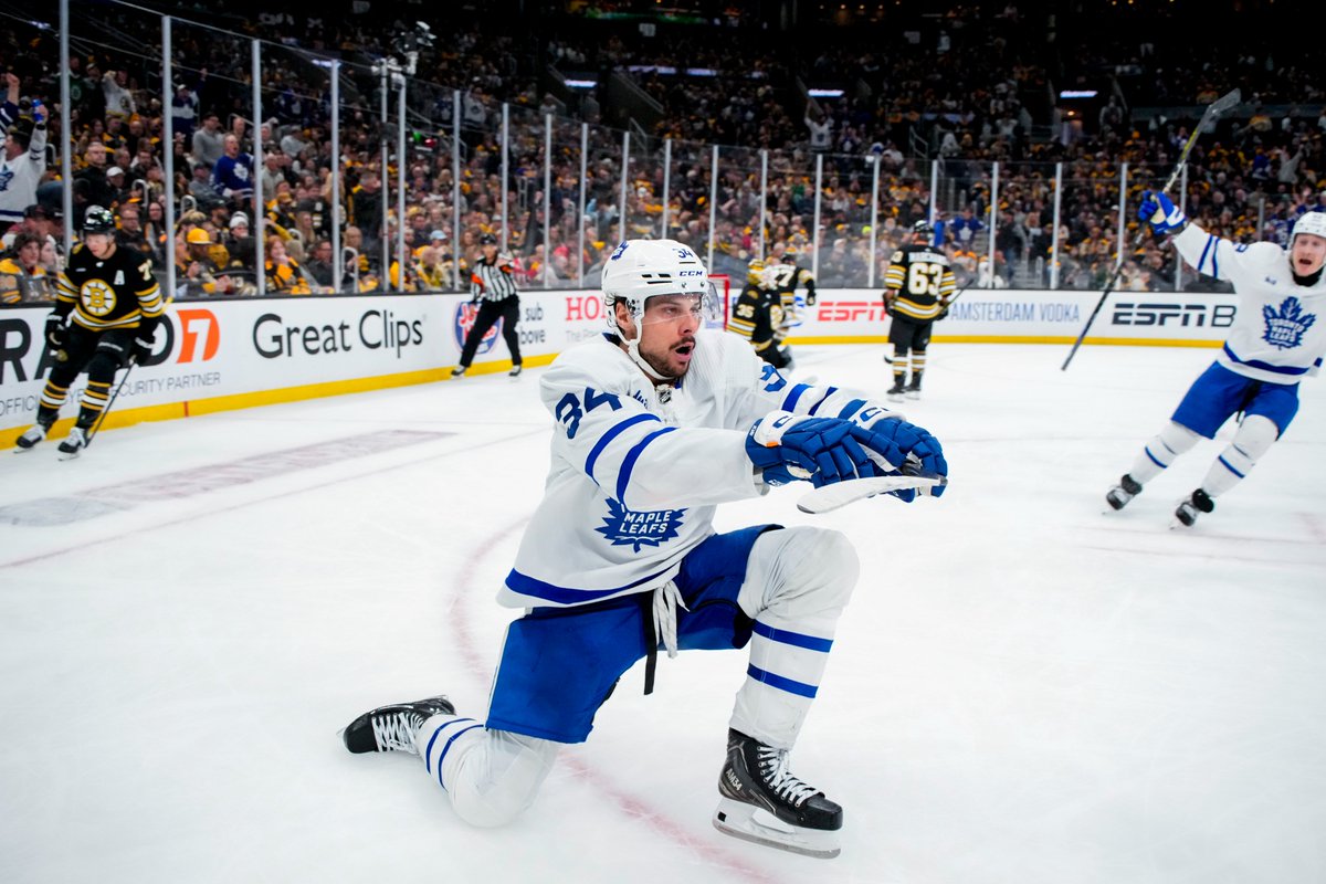 MapleLeafs's tweet image. leafs pics that go hard