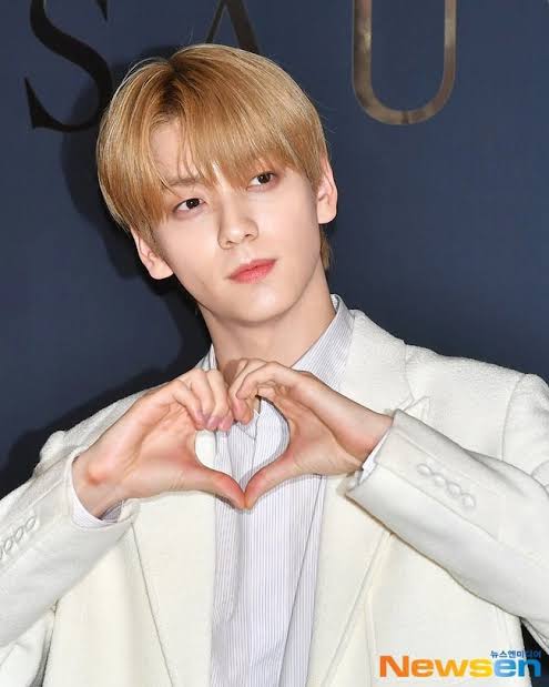 TXTintl_twt's tweet photo. ARTICLE | 240423

"TOMORROW X TOGETHER's Soobin donated 10 million won for the recently rescued dogs at the Hongseong Abandoned Dog Shelter."

•The donation money sent by Soobin will be used for rescue dogs at the Hongseong Abandoned Dog Shelter who have been hurt physically and mentally,” he said. “I hope that the good influence of Soobin, the leader of Tomorrow X Together, can spread widely and help many people take interest in underprivileged lives.”

🔗https://t.co/1uuQJBMlDL

#TOMORROW_X_TOGETHER 
#SOOBIN #TXT
