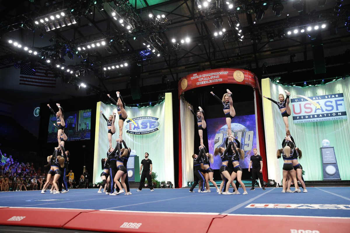 #CheerWorlds2024 in 4️⃣ 💣💙

2019 ⏮️