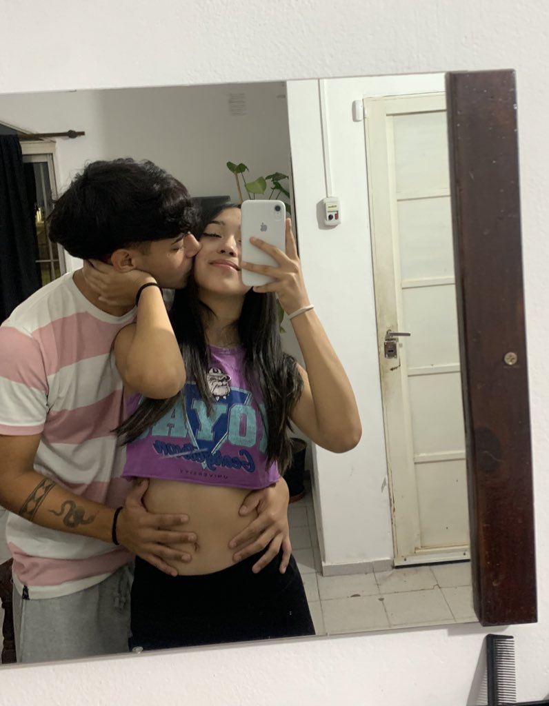 sos lo que siempre quise, gracias por ser como sos, por ir a verme,acompañarme y bancarme en todas, te amo miamorr🤎