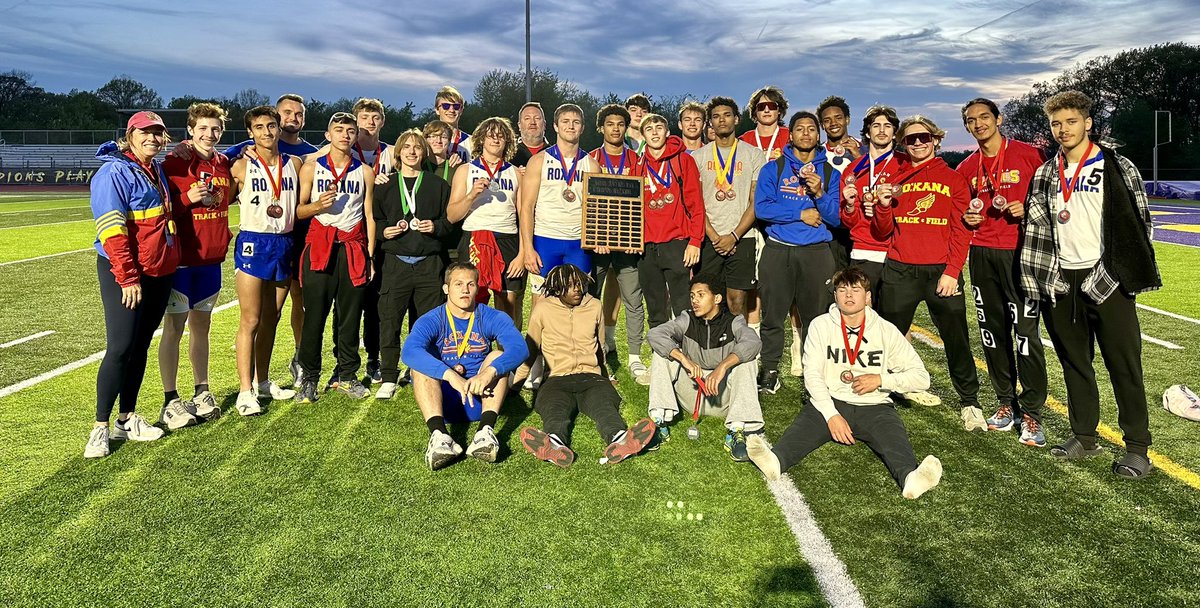 MADISON COUNTY SMALL SCHOOL BOYS TRACK CHAMPS!!!! #WIN @RHS_Shells @STLhssports @GSV_STL