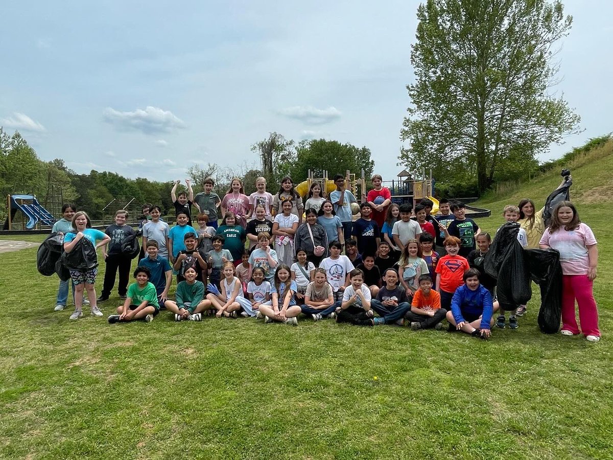 riverbendes's tweet photo. Our third, fourth, and fifth grade classes each celebrated #earthday by cleaning up our playground and classroom garden and by creating chalk messages to remind everyone to protect the Earth today and for generations to come. #riverbendrocks https://t.co/0JmJ7yOZIR