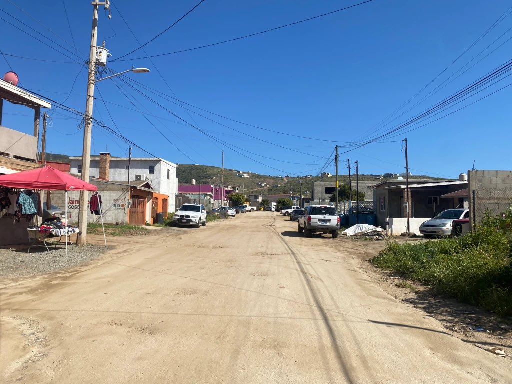 41Informa's tweet photo. Vecinos de Praderas del Ciprés en Ensenada preocupados por el fuerte olor persistente.

ℹ️ https://t.co/dfsz6qJpMb 

#NoticiasBC #Ensenada #BajaCalifornia #Ciprés #Colonia #Preocupación #Noticias #41Informa https://t.co/MIzaPscXfi