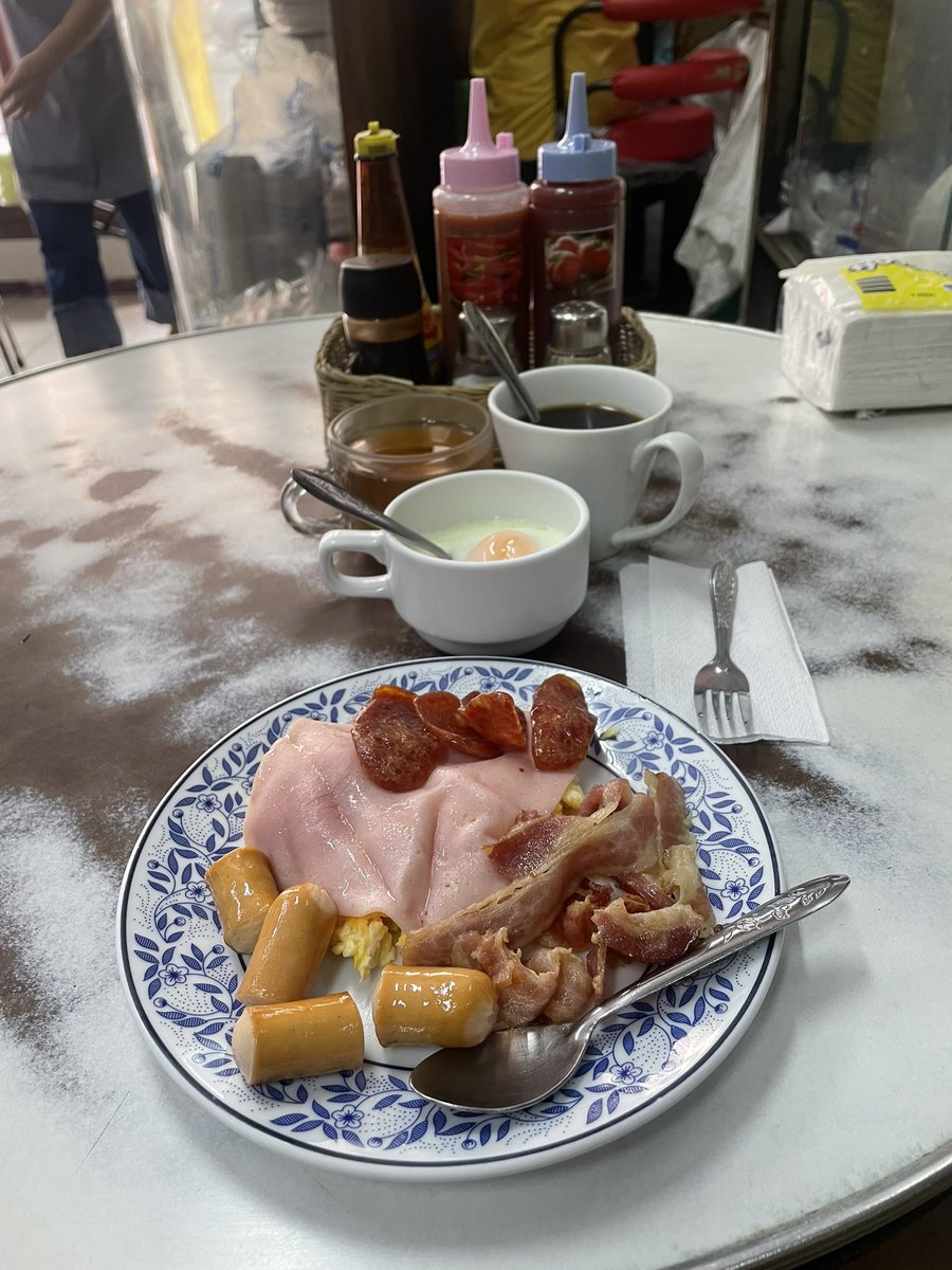 #BreakfastOfChampions | this little cafe serves a Classic #WhiteCollar breakfast from the turn of the century | #Eggs #Huevos #Sausage #Bacon #PorkBelly #ChineseSausage #Coffee #Tea