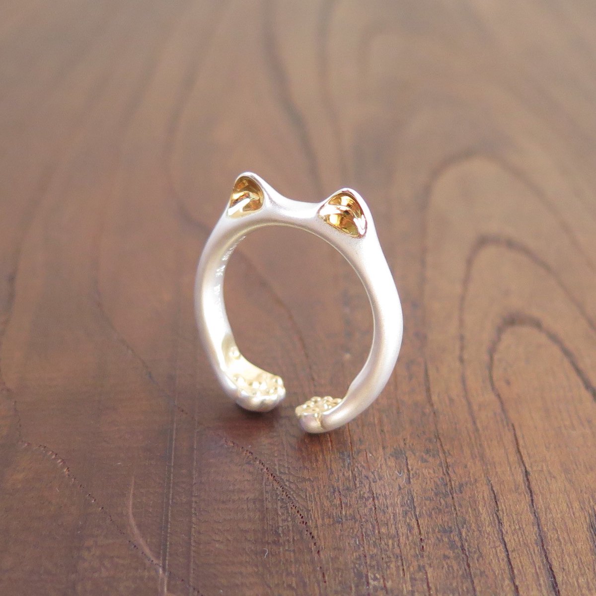 cateartail's tweet photo. 猫中心に動物モチーフのシルバーアクセサリーを作ってます
https://t.co/JBA8RZW5Yq
ニャンフェス19には出展出来なくなりましたが
#minnd ギャラリーは引き続きオープンしてます
ぜひご利用下さい
@Lupopo_cafe さん!ありがとうございます!
#猫
#ペンギン
#ムンク
#国立西洋美術館コラボ企画 https://t.co/vdcpApFqV8