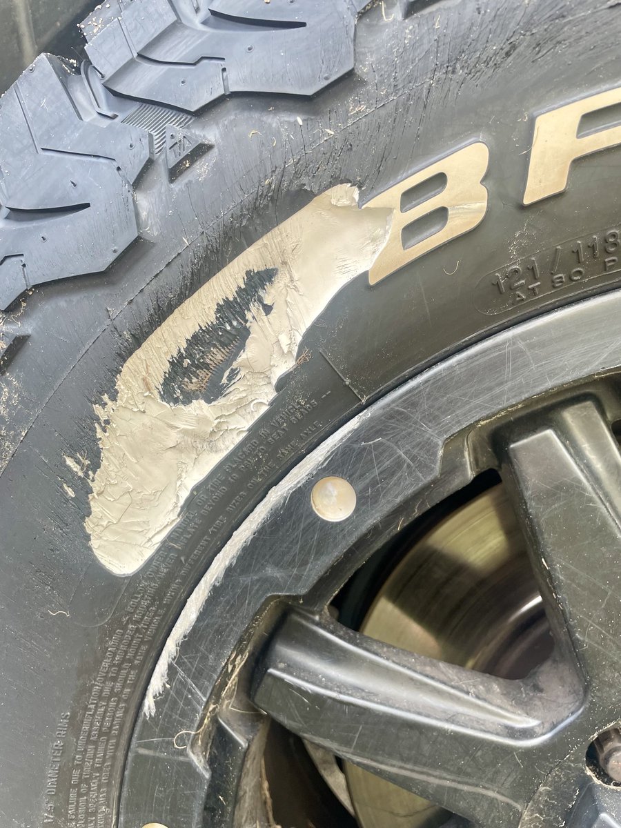 #hex 

2 brand-new BF KO3s less than 1000 km traveled.

A 🤬 8 inch steel water pipe in the long grass…

It’s a testimony to #BFGoodrich it was a solid impact yet both tires did not deflate