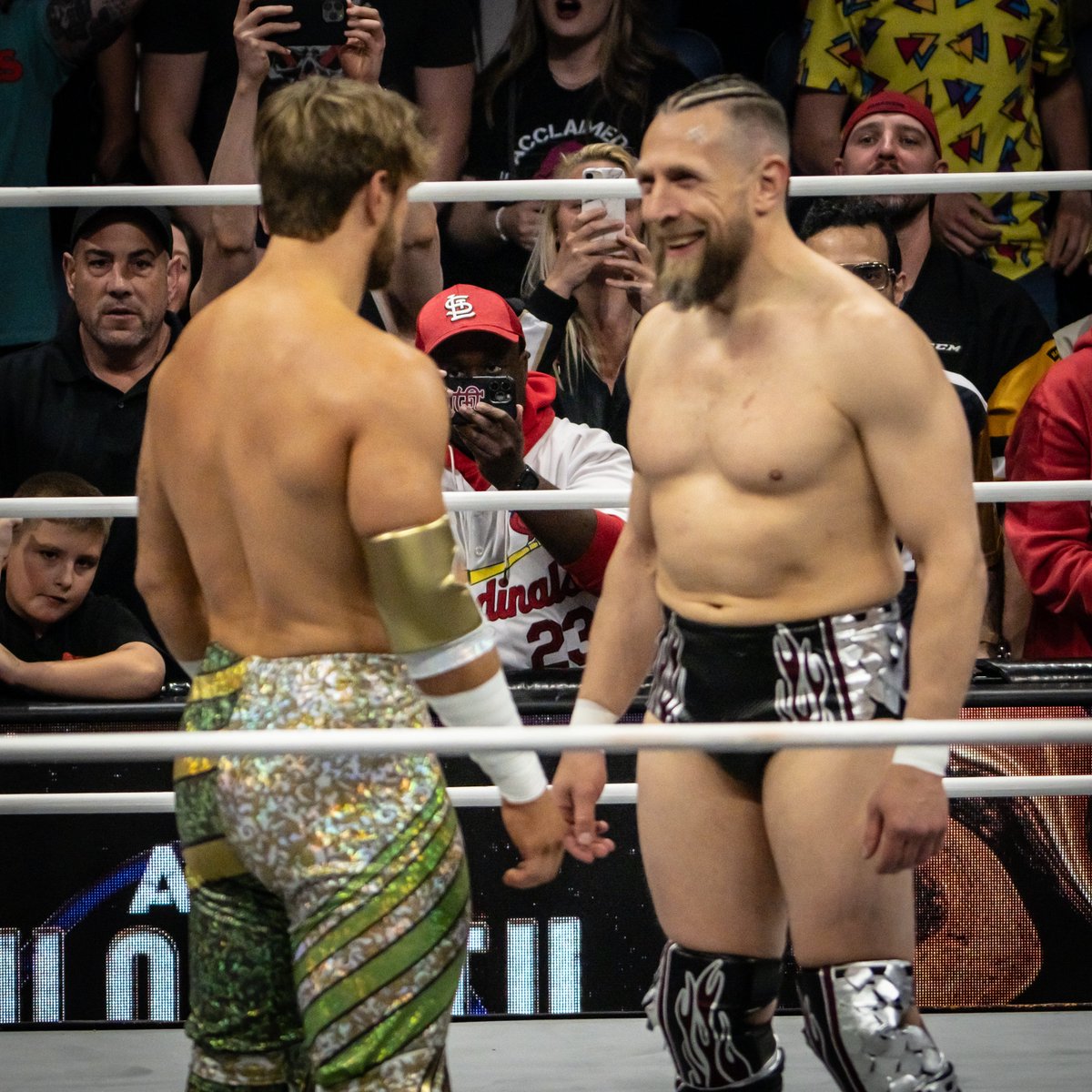 Imagine being as happy as Bryan Danielson at that moment. @WillOspreay vs. @BryanDanielson #AEWDynasty