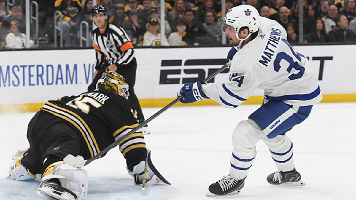 WATCH: Auston Matthews finishes off an alley-oop feed from Max Domi…

🎥: tsn.ca/nhl/video/~290…