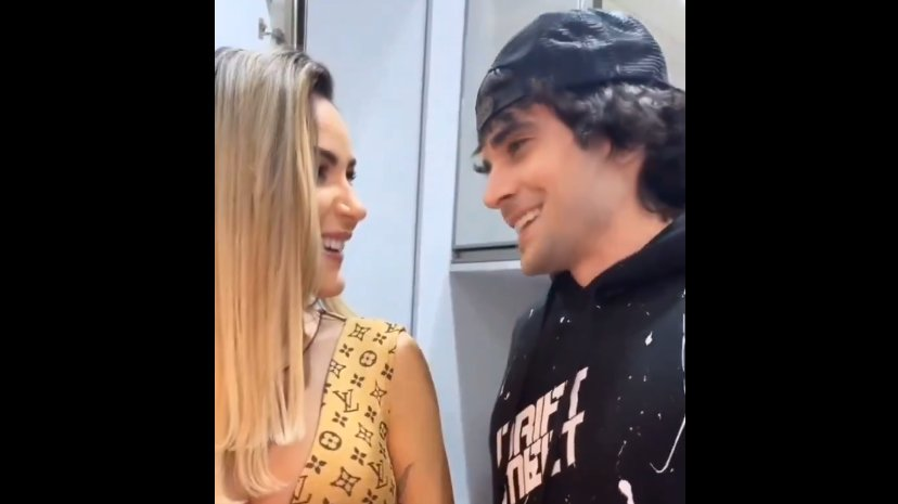 ovcsabia's tweet image. VÍDEO MOSTRA DEOLANE E FIUK JUNTINHOS E WEB APONTA ROMANCE  vcsabiafamososetv.blogspot.com/2024/04/video-… #deolane #fiuk #famosos #romance #ovcsabia