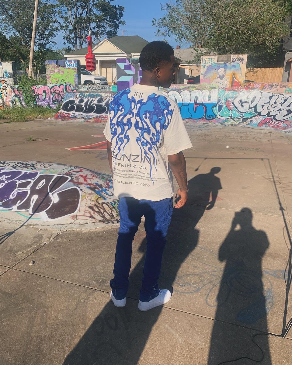 Courtesy of Mob 🎱 tweet media