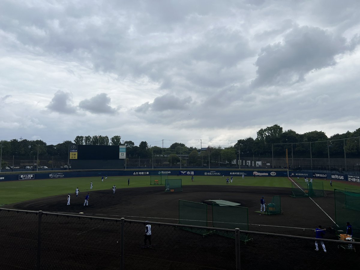 おはようございます☁️
曇り空の鎌ケ谷スタジアム⚾️

今日は‼️
バーヘイゲンが先発予定🫡🫡
そしてDeNA・筒香選手も出場予定🔥

12:55から生中継📺
ファイターズMIRUでも生配信✨✨

報道陣もかなり多い…
注目の一戦お見逃しなく👀👀
#GAORA #lovefighters