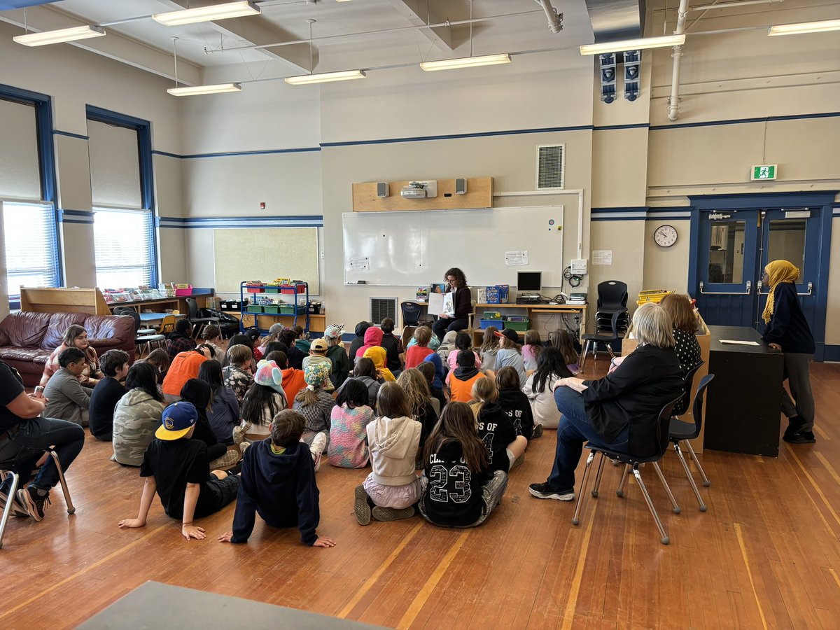 IslandWinkler's tweet photo. We are busy celebrating our 6th annual literacy week @lifeatgeorgejay. Grateful to all of our guest readers who helped kick off our week. @sd61schools https://t.co/Sy9AMrAziu