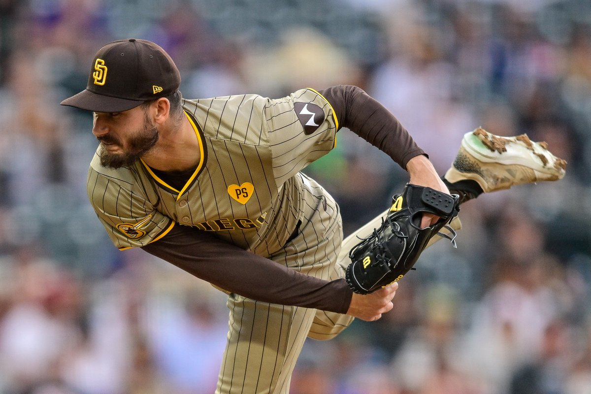 Another scoreless inning for Dylan Cease, who has faced just one batter over the minimum in 7 innings. Padres and Rockies tied at 1-1 as we head to the 8th. 📻 97.3 The Fan 📱 @Audacy app 💻 audacy.com/stations/973th…