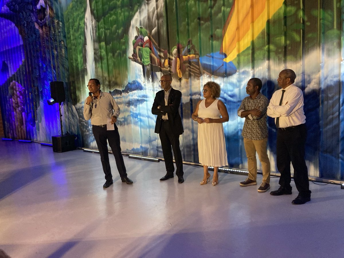 PICOTRoland's tweet photo. Séquence émotions ce soir pour le départ de @Jean-Remy Villageois. A la fois triste de voir partir un homme de valeur et véritable partenaire de la ⁦@BdT_AntGuyane⁩ et heureux de sentir la reconnaissance, par l’ensemble des acteurs Martiniquais, du travail accompli. #GPMLM https://t.co/BngtILOuea