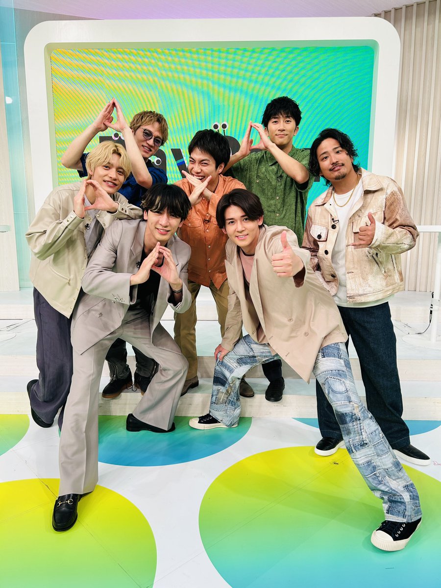WEareWEST7's tweet photo. #DayDay. ありがとうございました🌱

次は虹会🌈お楽しみに!!!!!!!

#WESTꓸ大忙しやDAY https://t.co/NN9DRXSRCW