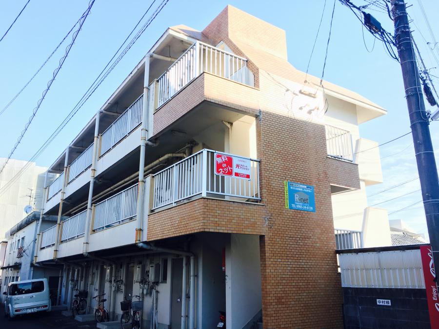 r_net6130's tweet photo. 宮崎市清大工町の1K賃貸物件  協和ハイツ  コンビニ・銀行近くでインターネット無料 
初めての1人暮らしや単身者に大変オススメ😊
 宮崎でのお部屋探しは 不動産情報アールネットへ

https://t.co/9sowi9abga

#宮崎市 #不動産 #賃貸 #1K #一人暮らし #アールネット https://t.co/DsQSqwTjAV