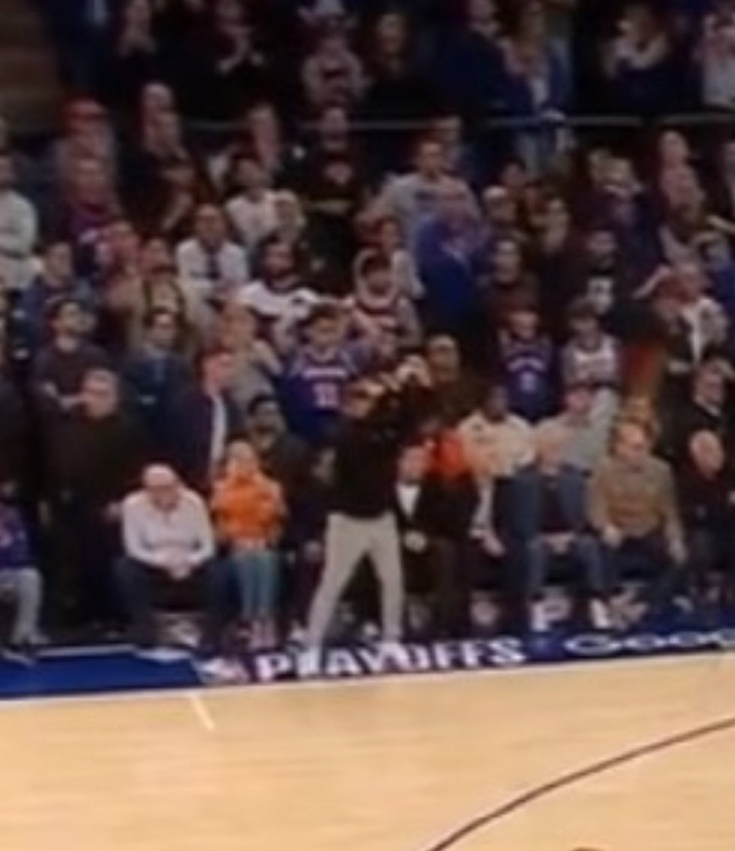 PHLSixersNation's tweet photo. "I called timeout, the ref looked right at me and ignored me." - Nick Nurse https://t.co/1APKpjiAjp