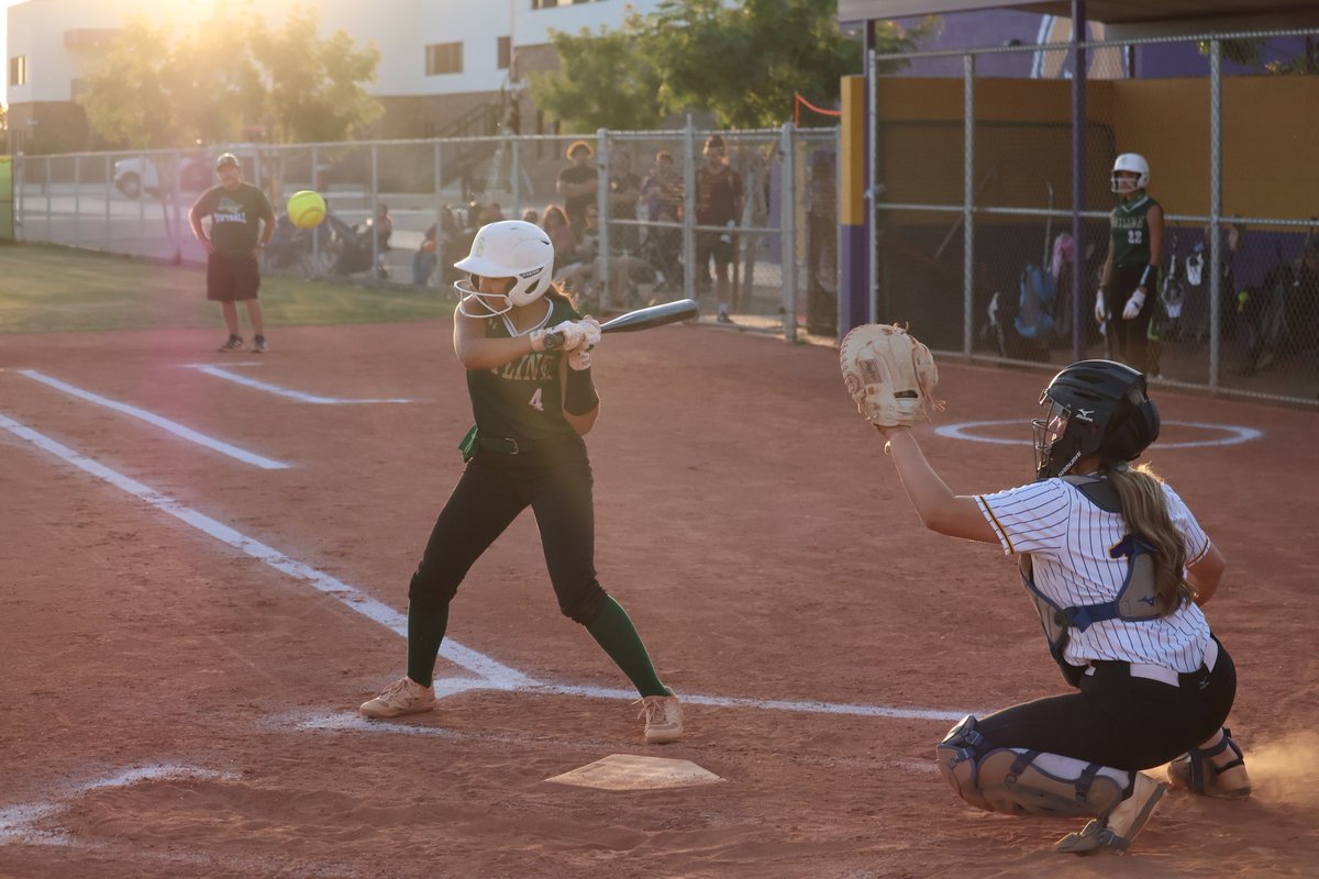 Skyline Varsity Softball vs Mesa in season finale!! @Coach_Calise711 #LeadthePack